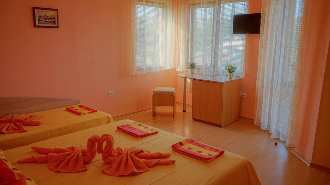 Tatyana Guest House Bjala Eksteriør bilde